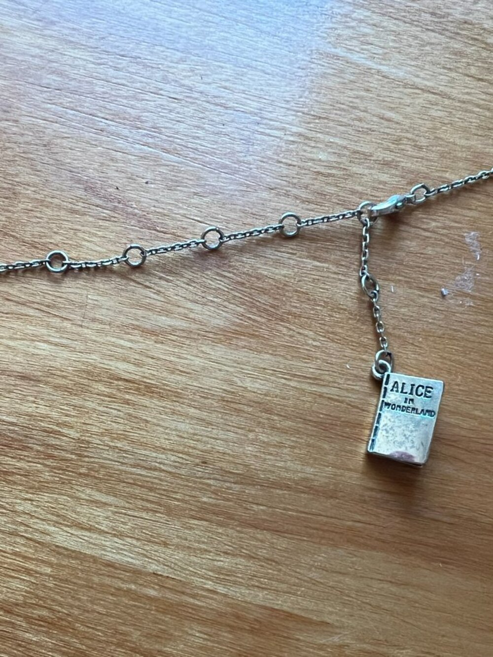 Gold-toned Alice in Wonderland book adjustable necklace - Picture 3 of 5
